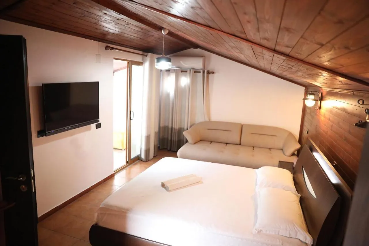 Hotel Paris Berat