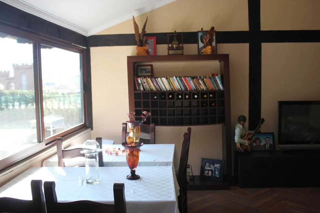 Hotel Paris Berat 4*,  Albania